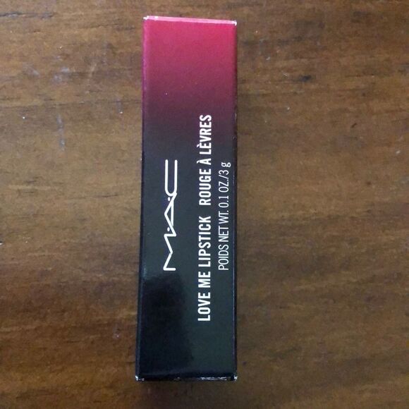MAC Cosmetics LOVE ME LIPSTICK NEW give me fever - Picture 3 of 15